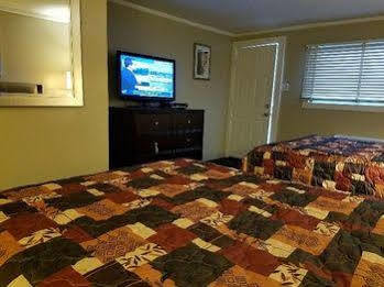 Sea Haven Resort Motel Southampton Esterno foto