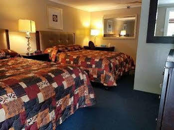Sea Haven Resort Motel Southampton Esterno foto