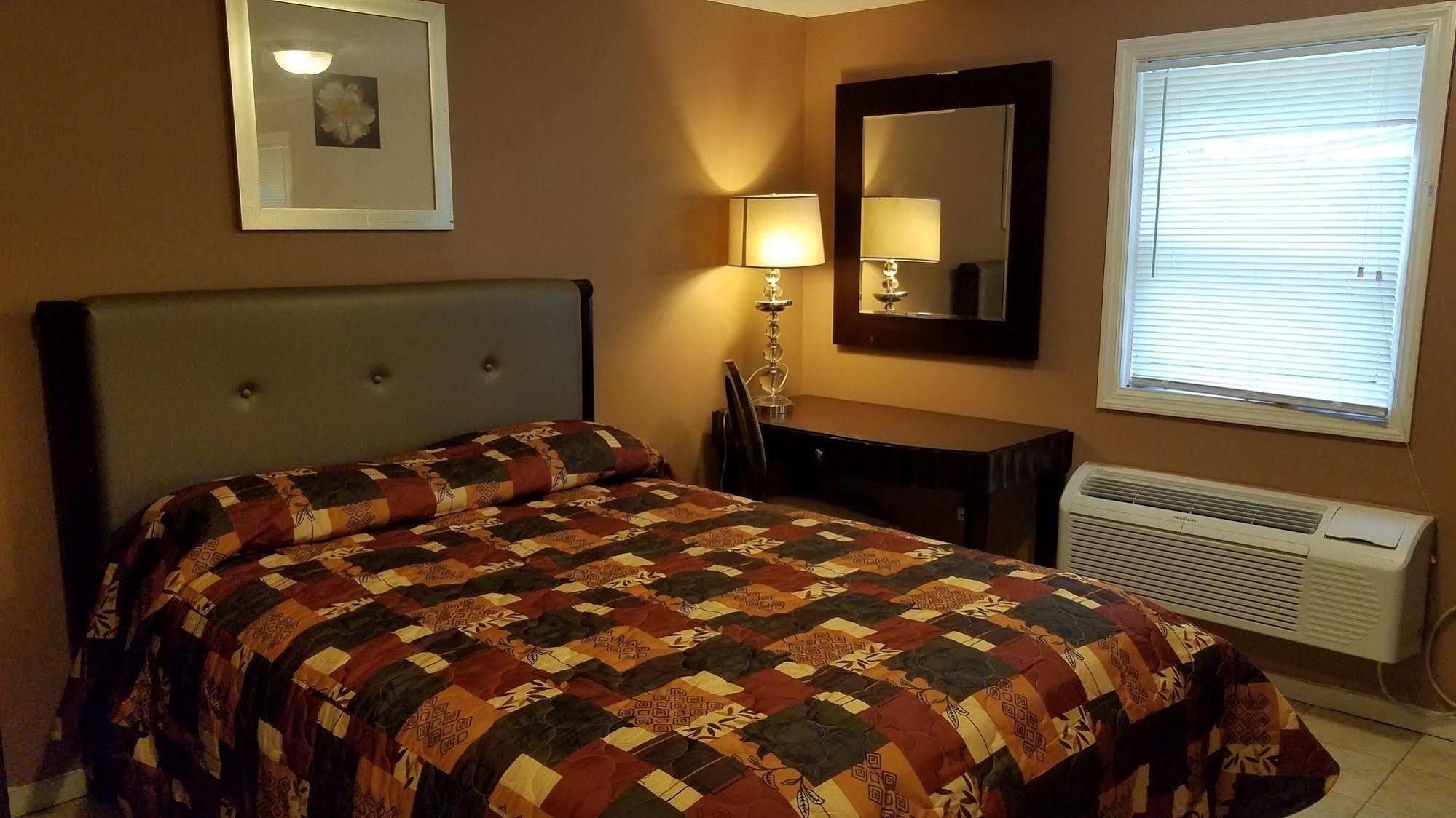 Sea Haven Resort Motel Southampton Esterno foto